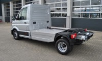 Achterkant van de BE-Combi Volkswagen Crafter trekker voor Ames Autobedrijf